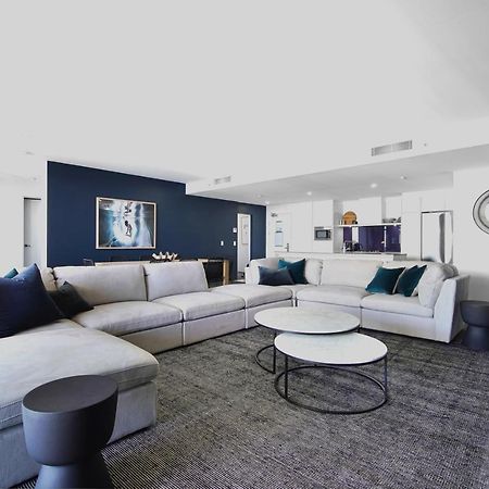 Circle On Cavill Sub Penthouse W/ 4 Bedrooms Gold Coast Dış mekan fotoğraf