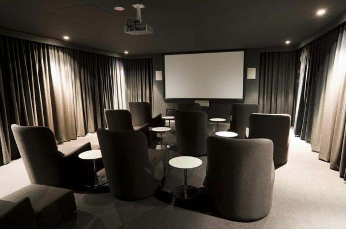 Circle On Cavill Sub Penthouse W/ 4 Bedrooms Gold Coast Dış mekan fotoğraf